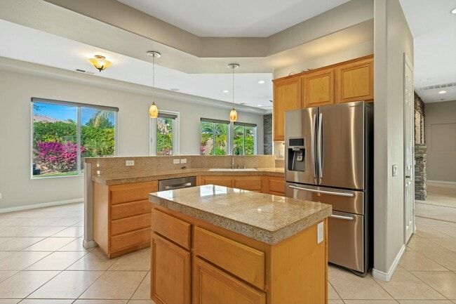 Building Photo - 79862 Amora Dr