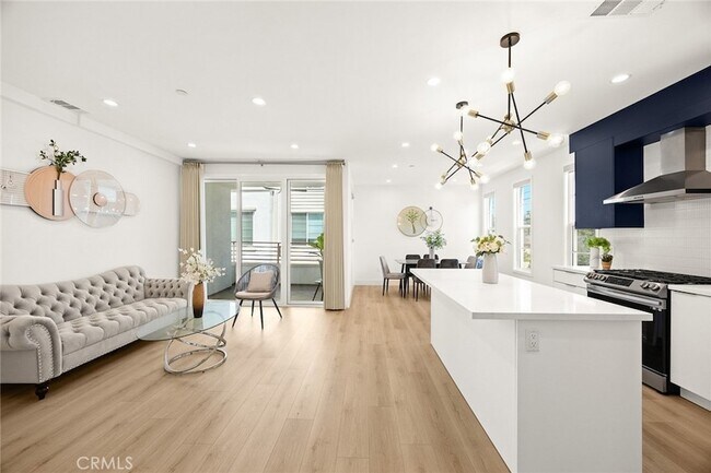 Building Photo - 137 St Francis St