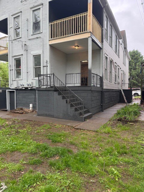 Building Photo - 515 N Wabash St