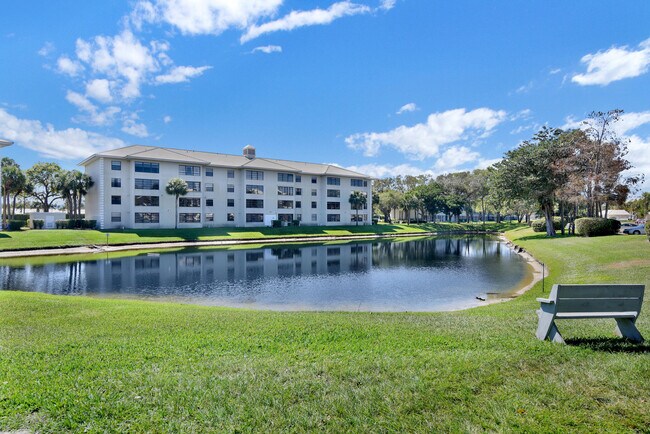 Building Photo - 6073 Balboa Cir