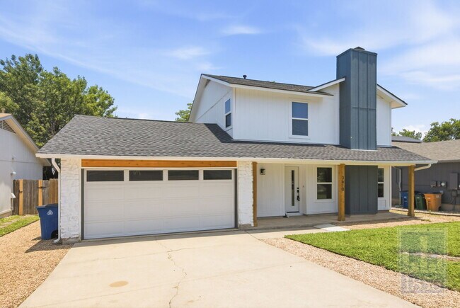 Building Photo - 3610 Alexandria Dr