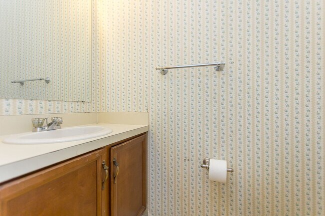 Building Photo - 1134 Mountain View Dr