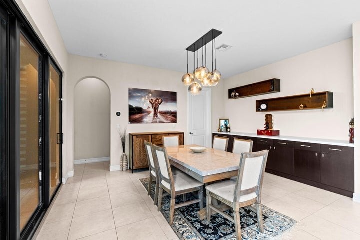 Building Photo - 8845 Watercrest Cir W