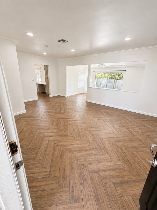 Building Photo - EV Charging Station.  Solar savings. Beautifully Updated Home with Designer Flooring, Upgraded Ki...