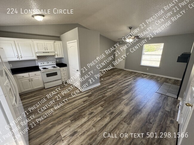 Building Photo - 224 Lonsdale Cir