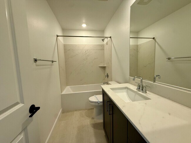 Building Photo - Amazing new home in San Marcos' best new d...