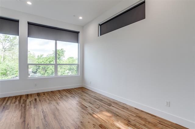 Building Photo - 5915 Hudson St