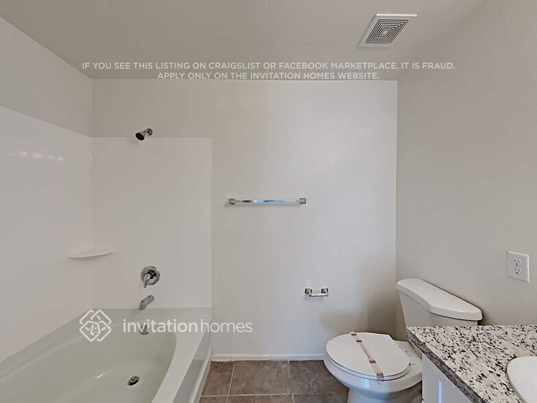 Building Photo - 11178 W Garfield St