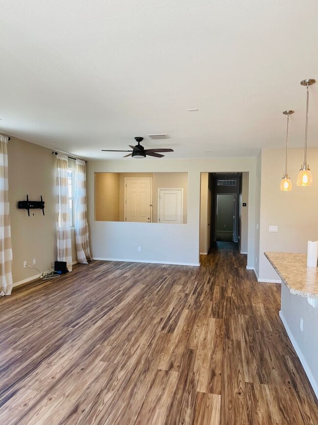 Building Photo - COMING SOON! Recently Remodeled 3 Bedroom,...