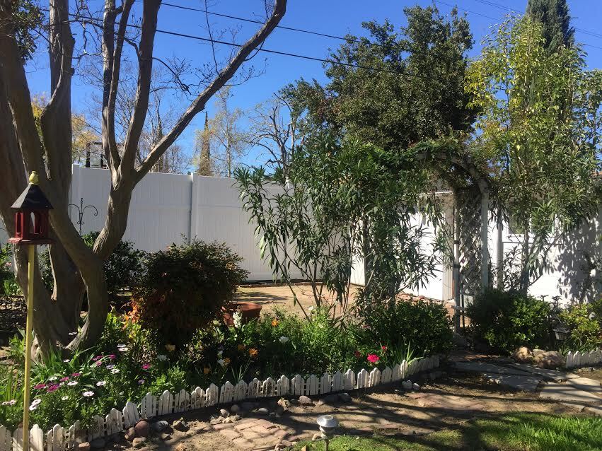 Building Photo - 5649 Stansbury Ave