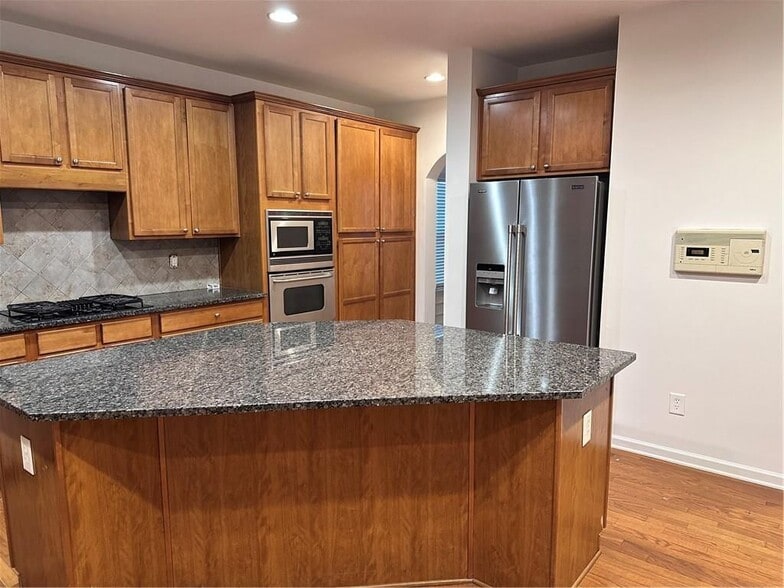 Building Photo - 279 Collins View Ct