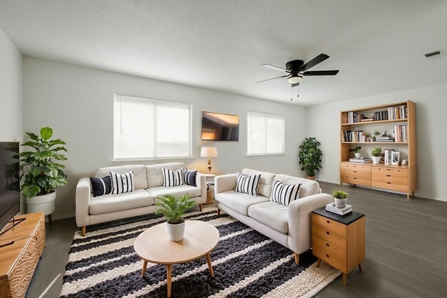 Building Photo - 3506 Moss Meadow