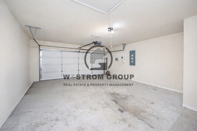 Building Photo - 2632 Gains Mill Dr