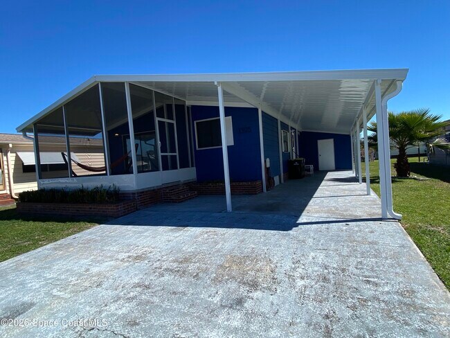 Building Photo - 1925 Sago Palm St NE