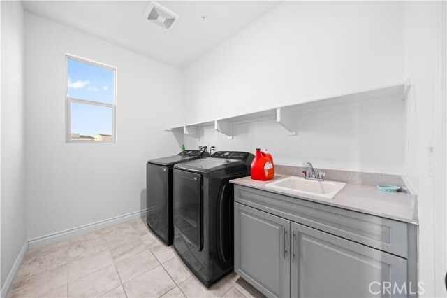 Building Photo - 751 Benchmark