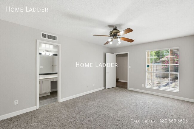 Building Photo - 745 N Hazelton Dr