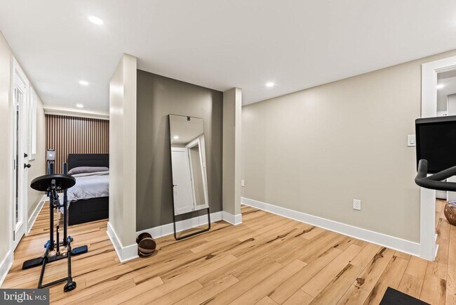 Building Photo - 1623 Jonquil St NW