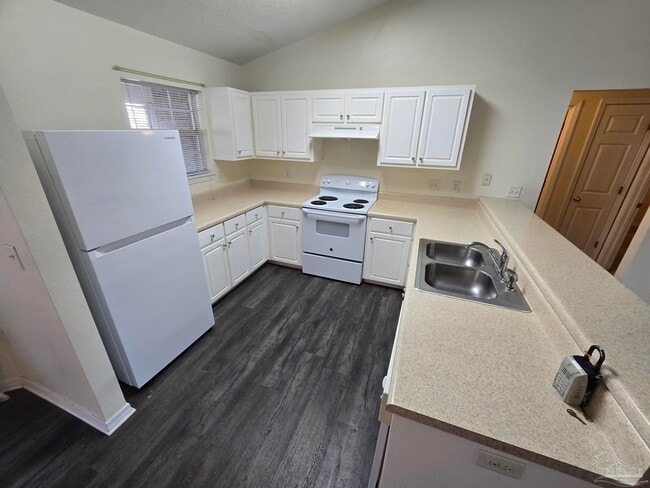 Building Photo - 4873 La Casa Cir