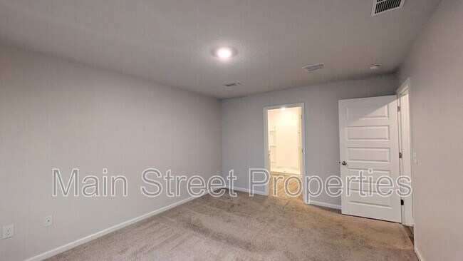 Building Photo - 10557 Queens Gate Cir