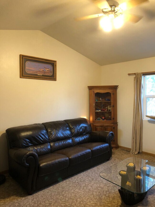 Building Photo - 170 Latigo Dr
