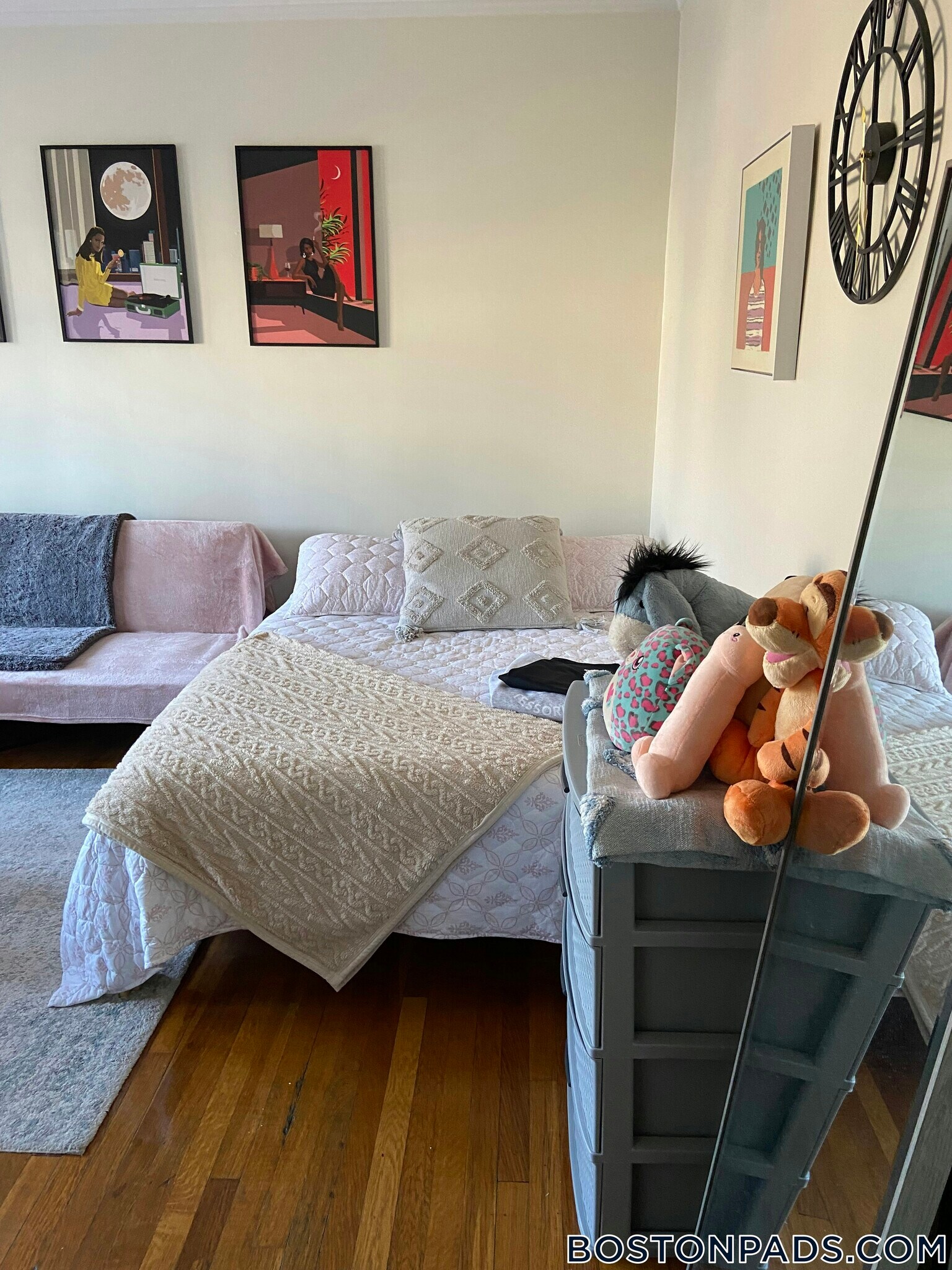 Building Photo - 349 Pleasant St