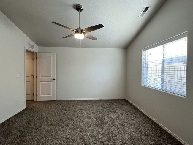 Building Photo - Beautiful 3 bed 2 bath home in Caldwell ju...