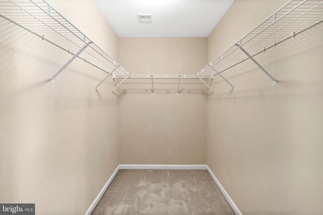 Building Photo - 102 Penns Manor Dr