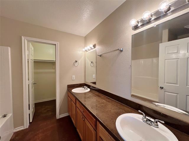Building Photo - 122 Sunburst Ct