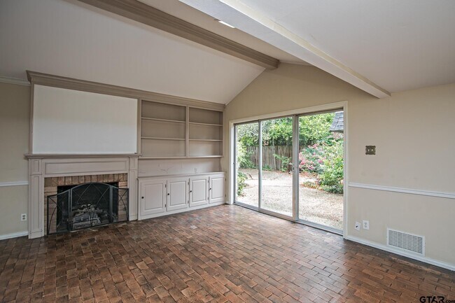 Building Photo - 3712 Colony Park Dr