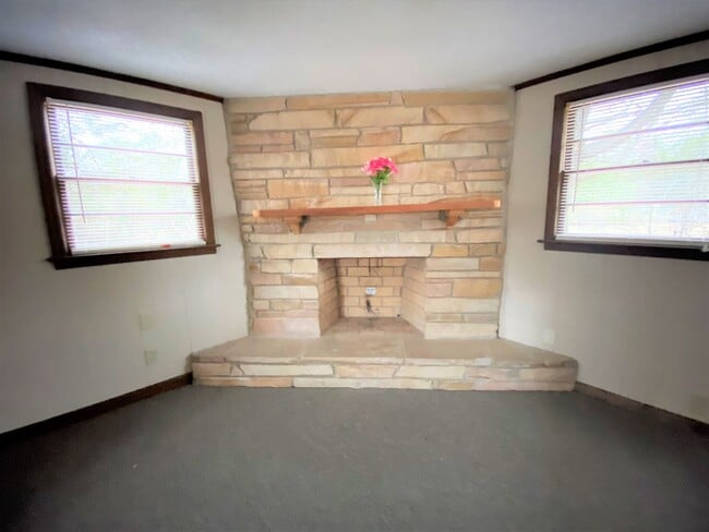 Building Photo - 111 Waldrop Rd