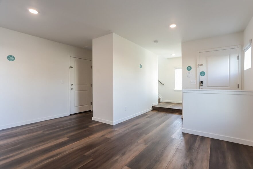 Building Photo - 4773 N Tower Dr