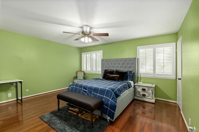 Building Photo - 1625 Prairie Grove Dr