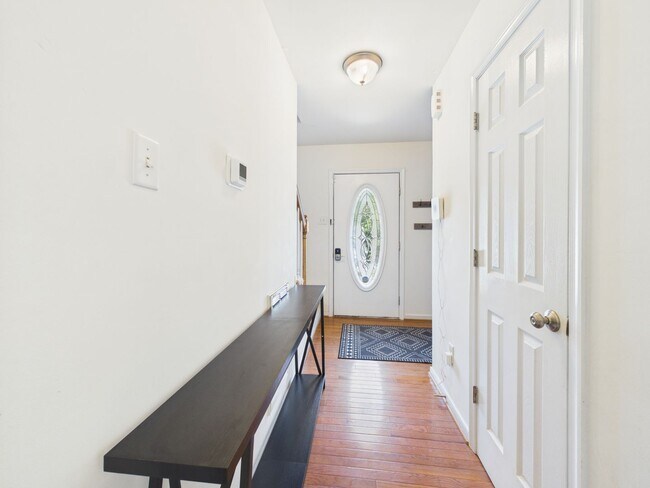 Building Photo - 12625 Summerhouse Ln