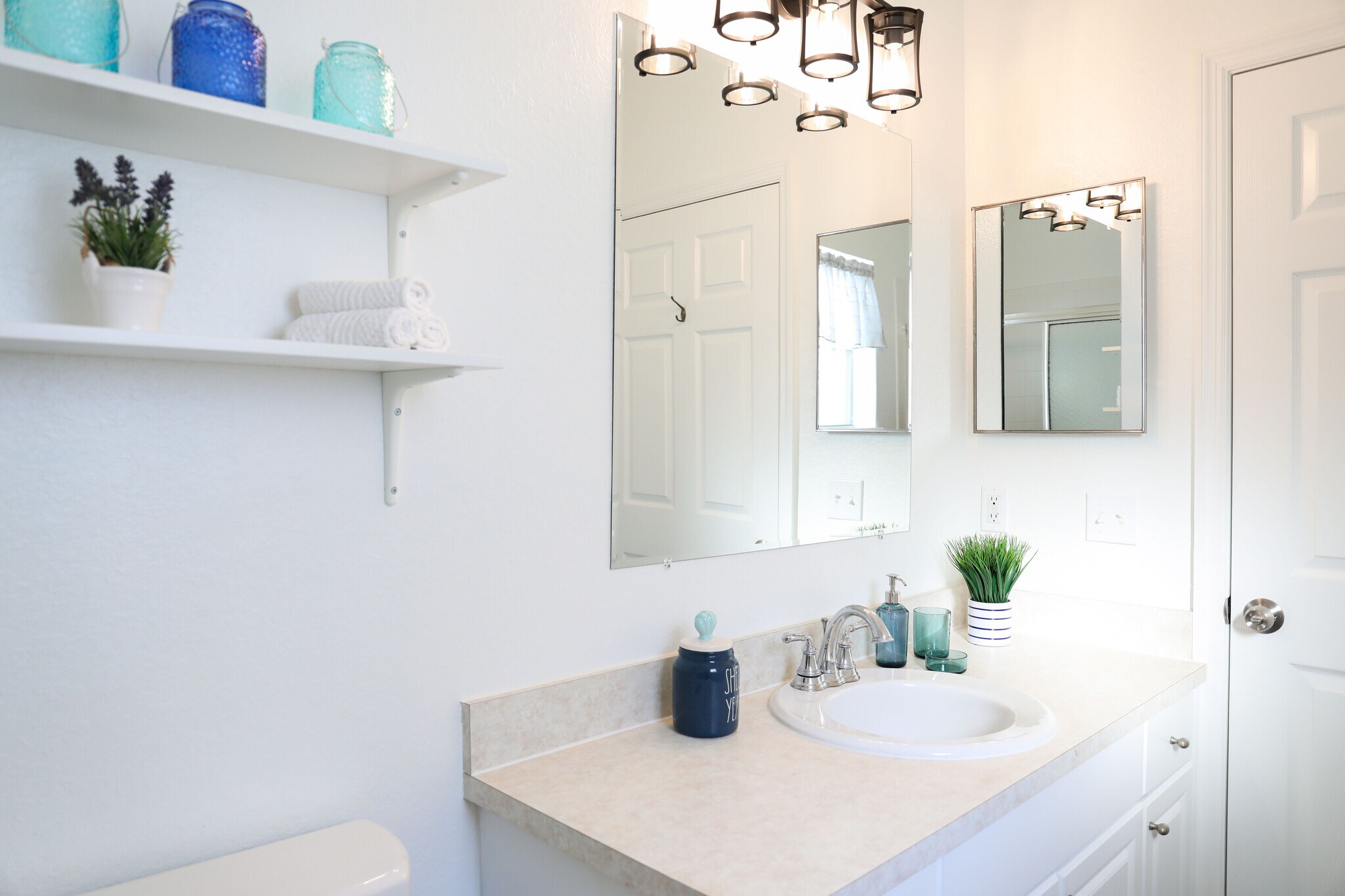 Building Photo - 1333 S Madison Ave