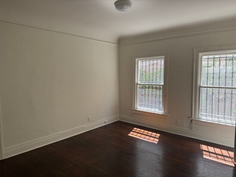 Building Photo - 245 S Berendo St