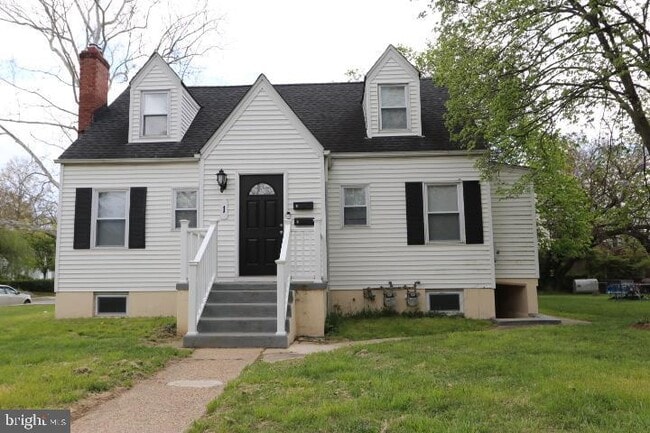 Building Photo - 1 Morton Pl