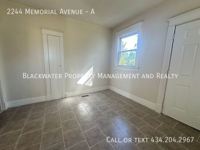 Building Photo - 2244 Memorial Ave