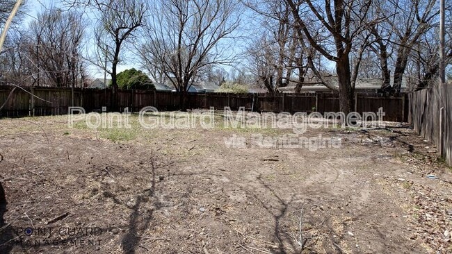 Building Photo - 357 S All Hallows Ave