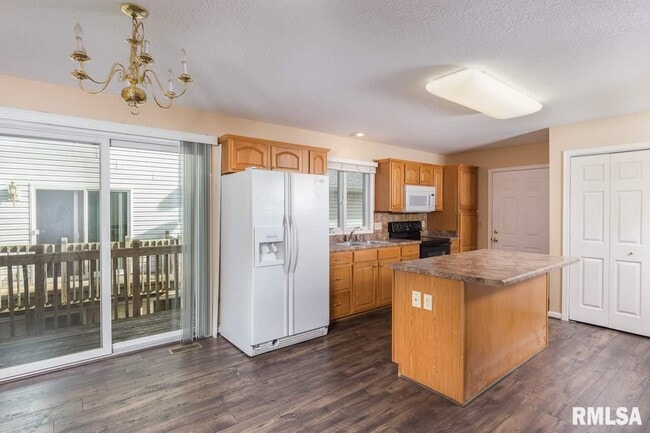 Building Photo - 3054 Cherrywood Dr
