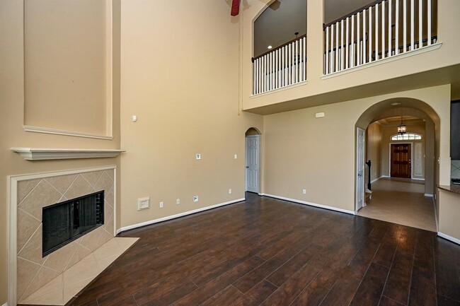 Building Photo - 7818 Iris Glen Ln