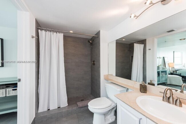 Building Photo - 90 Alton Rd