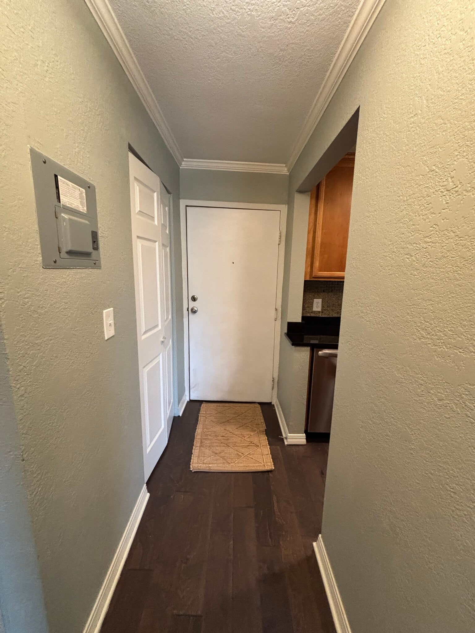 Building Photo - 3120 Hennepin Ave