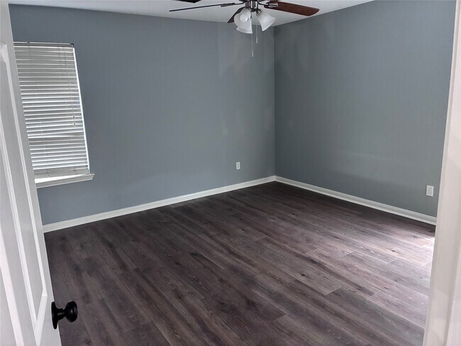 Building Photo - 15402 Marlowe Grove Dr