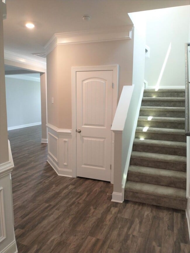 Building Photo - Coming Soon - Beautiful Home in Benson!