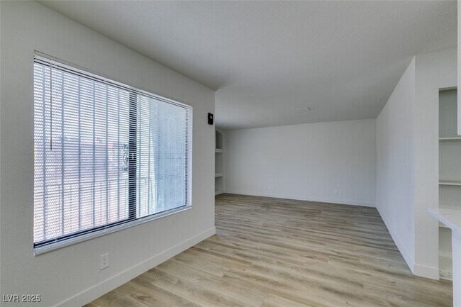 Building Photo - 6932 Kilgore Dr