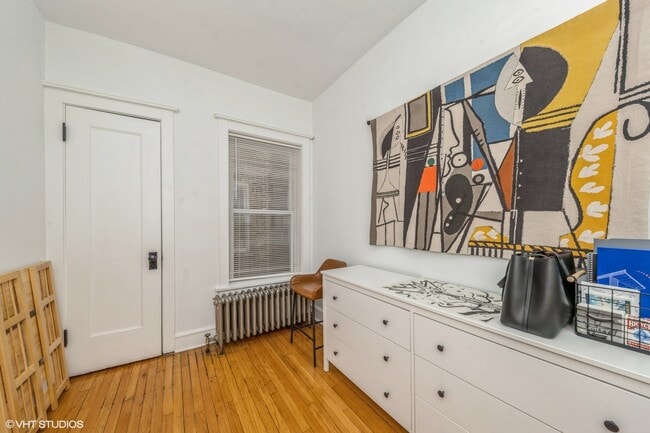 Building Photo - 3721 N Ashland Ave