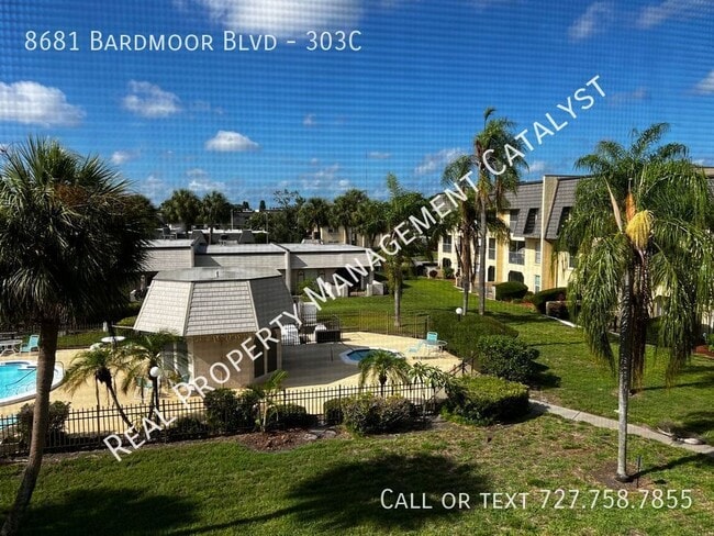 Building Photo - 8681 Bardmoor Blvd