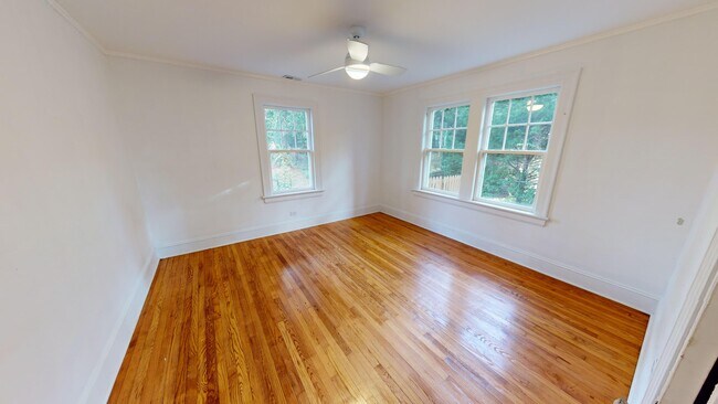 Building Photo - 608 N Jackson St