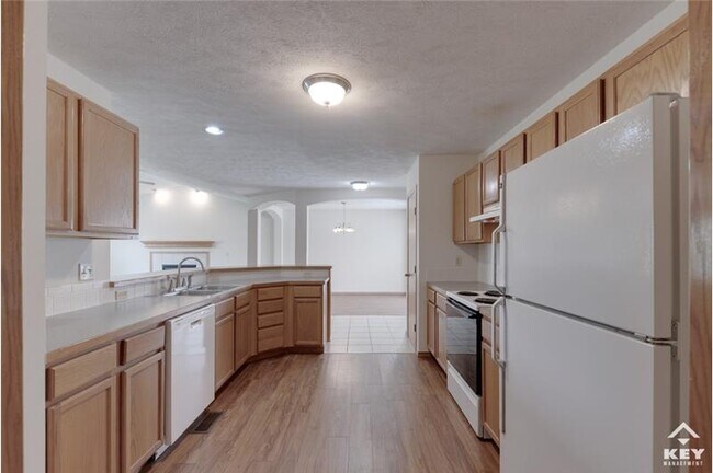 Building Photo - 555 N Bristol Ct