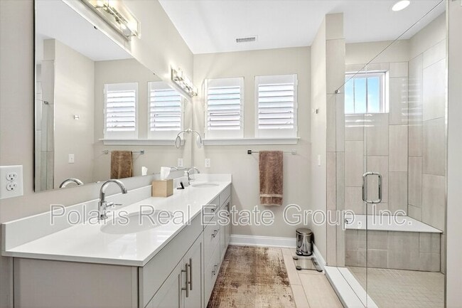 Building Photo - 6942 Cherry Creek Blvd